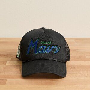 Mitchell & Ness Dallas Mavericks Snapback Hat
